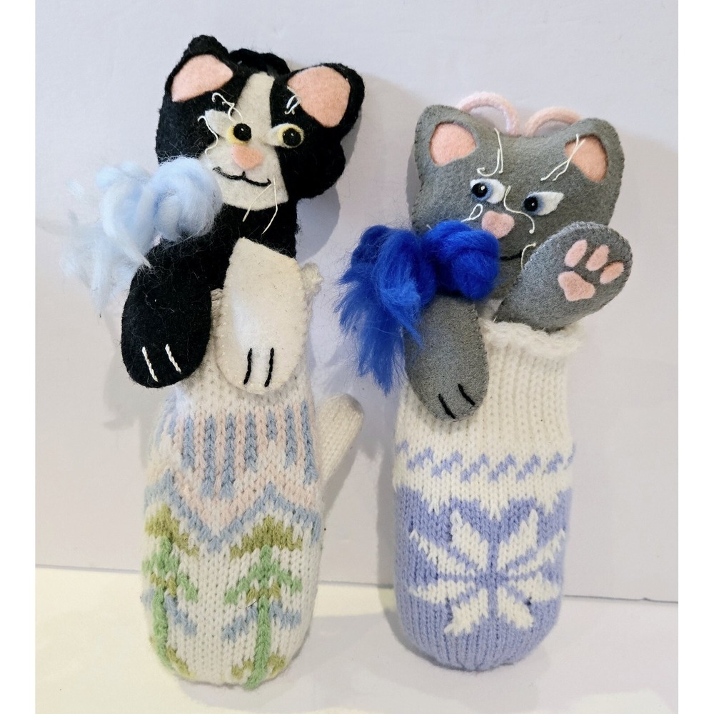2 Vintage Felt Knit Mittens Cat Kittens Christmas Ornaments Cute!
